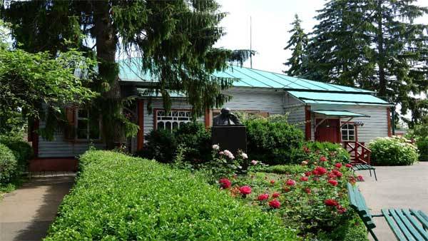 Відвідини музею М. Коцюбинського